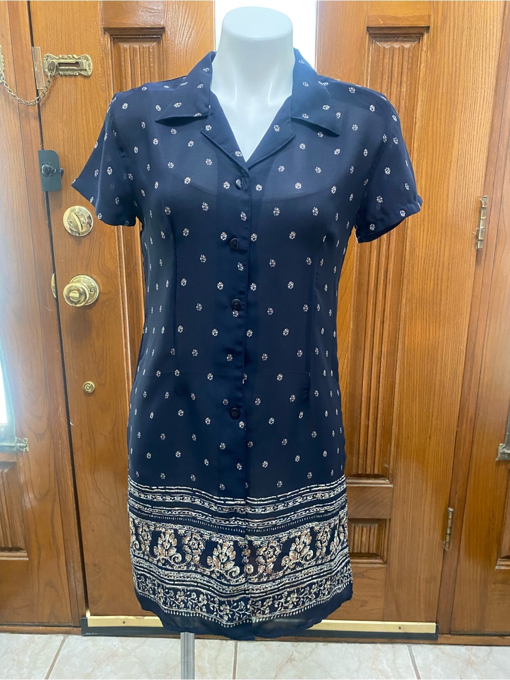 Navy Short-Sleeve Button-Front Midi Dress with Border Print